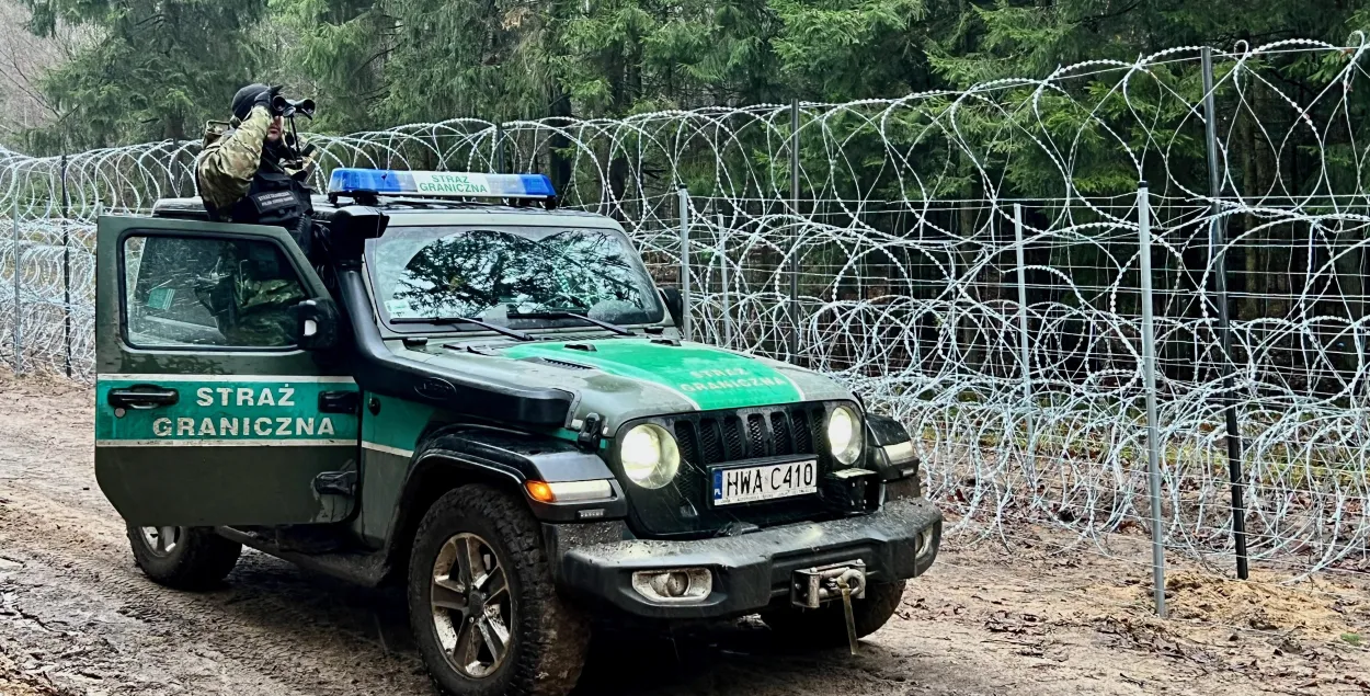 Чацвёра іракцаў пераплылі з Беларусі ў Польшчу на пантоне