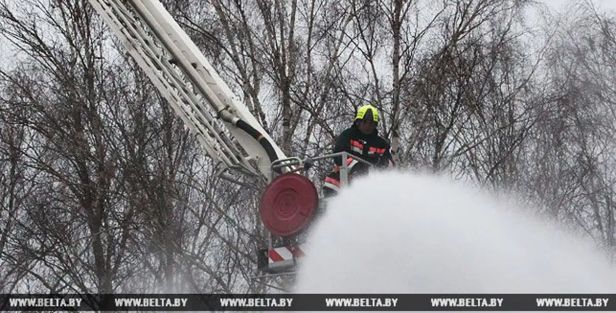 Муж і жонка загінулі на пажары ў Лідскім раёне