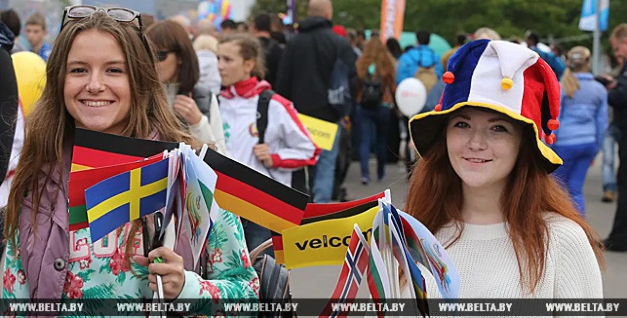 У Раўбічах праходзіць біятлонны фестываль “Гонка легенд”