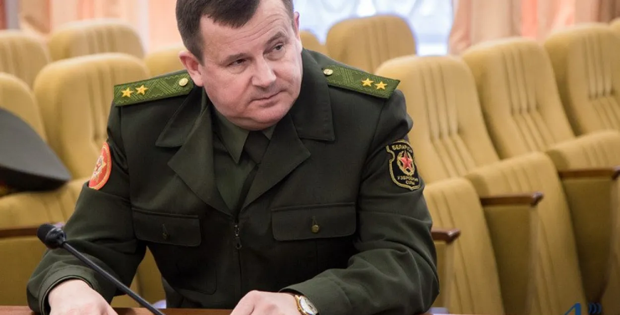 У СМІ трапіў вельмі рэзкі ліст міністра абароны Беларусі
