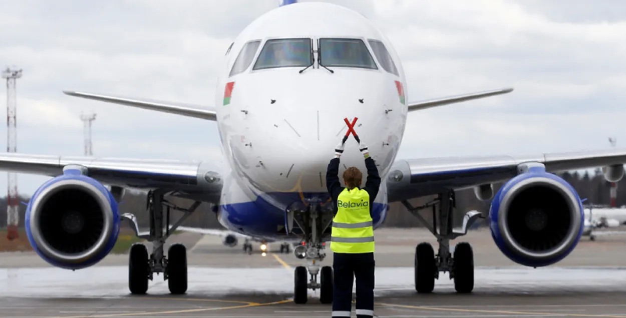 "Белавія" даставіла з Бразіліі ў Мінск новы самалёт Embraer 