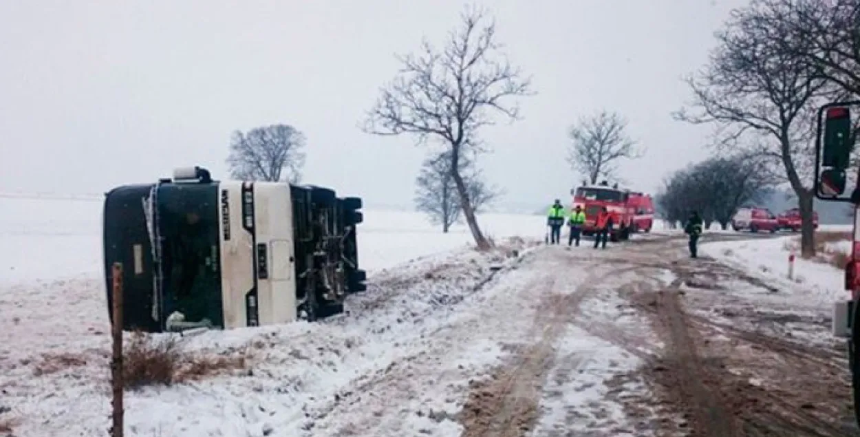 У Чэхіі перакуліўся аўтобус з беларускімі дзецьмі