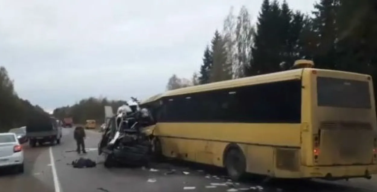 У Цвярской вобласці Расіі ў аварыі загінулі 13 чалавек