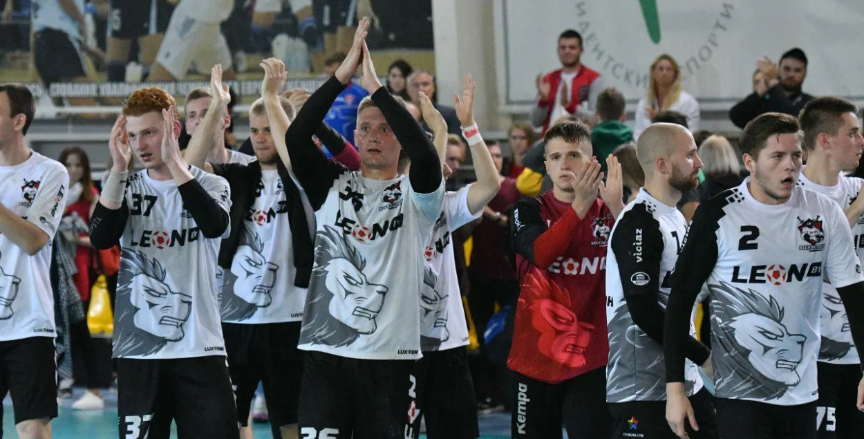 Handball players of the club Vityaz-Leon / @hcviciaz_leon​