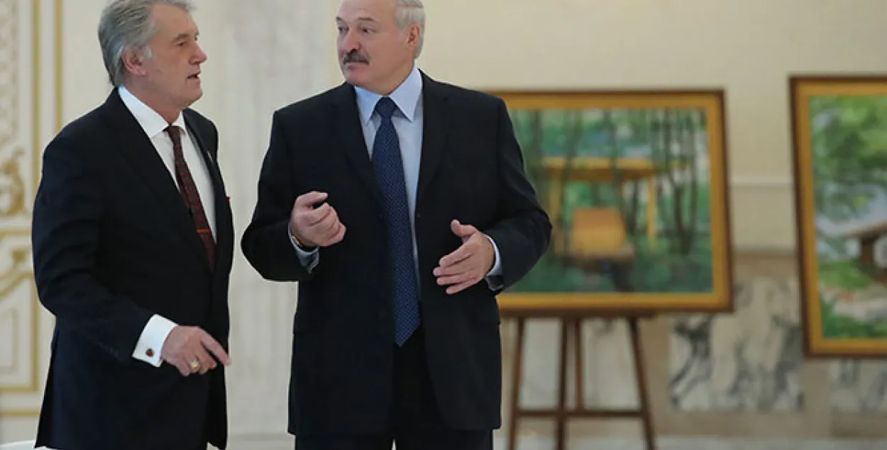 Victor Yushchenko (left) and Aliaksandr Lukashenka. Photo:&nbsp;president.gov.by