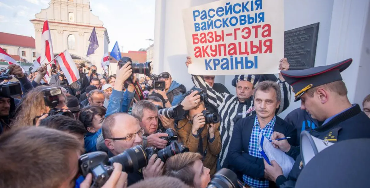 Някляеў: Сёння нам патрэбныя людзі, здольныя легчы на пасадачную паласу