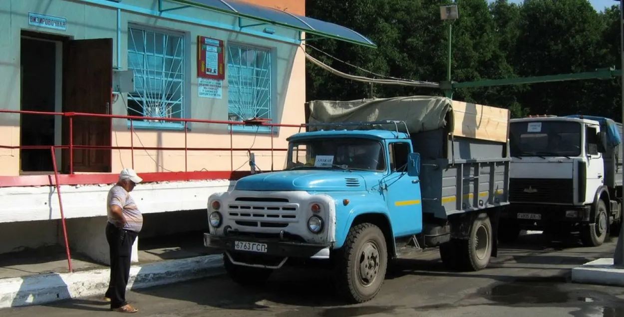 На АЗС гомельскага хлебакамбінату знайшлі снарад часоў вайны