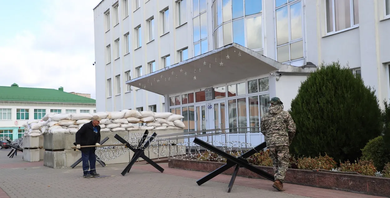 Блокпосты в городе "не должны вызывать обеспокоенности у горожан"