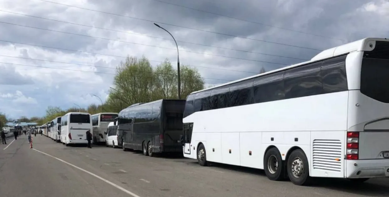 Чарга на беларуска-польскай мяжы, ілюстрацыйнае фота
