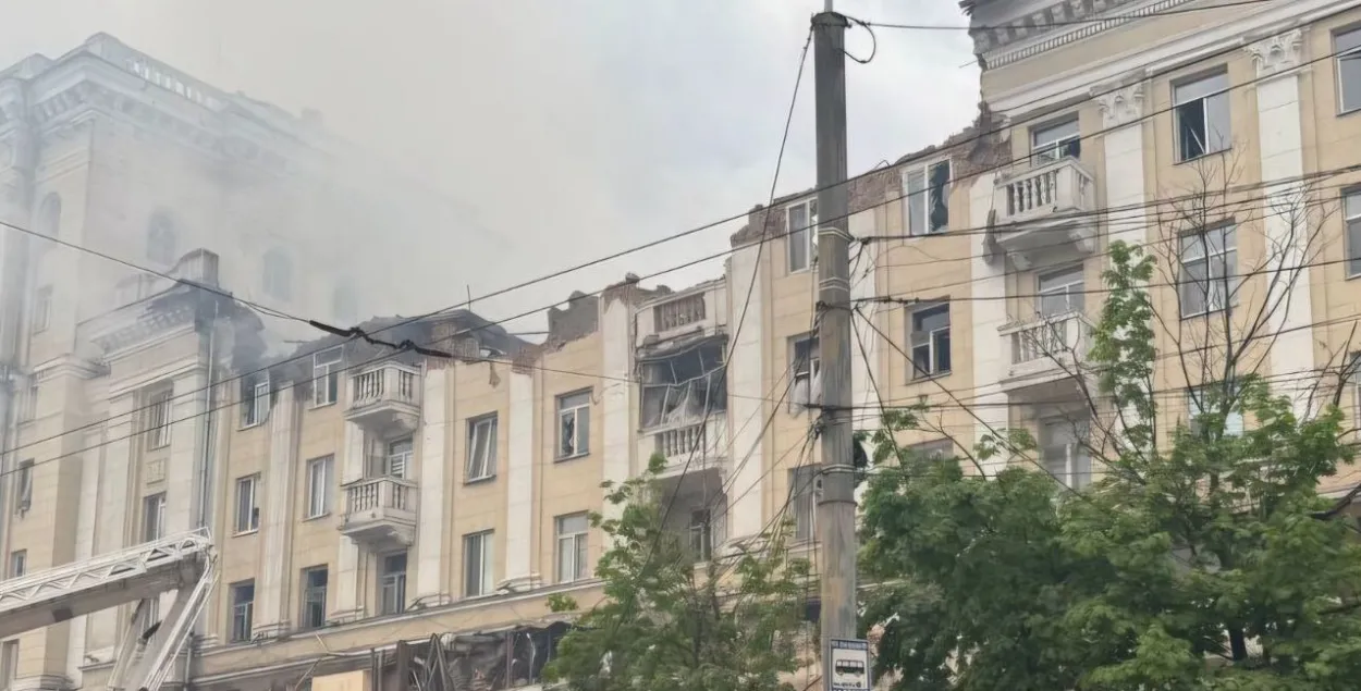 Последствия российской ракетной атаки в Днепре
