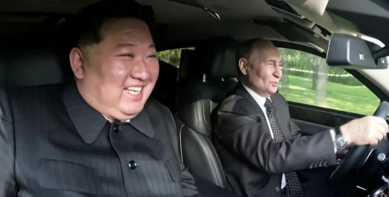 Ким Чен Ын и Владимир Путин за рулем Aurus

