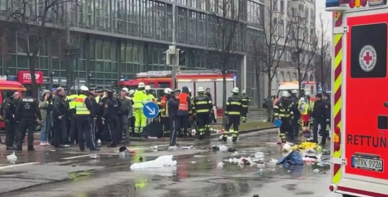 У Мюнхене аўто заехала ў натоўп

