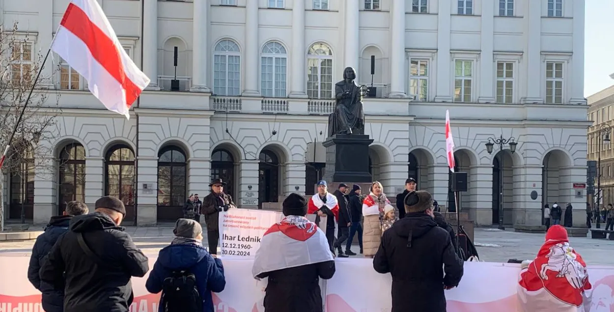 Акция белорусов в Варшаве
