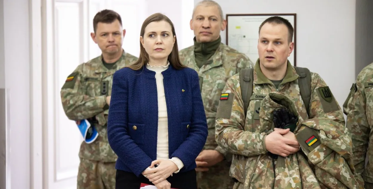 Министр обороны Литвы Довиле Шакалене
