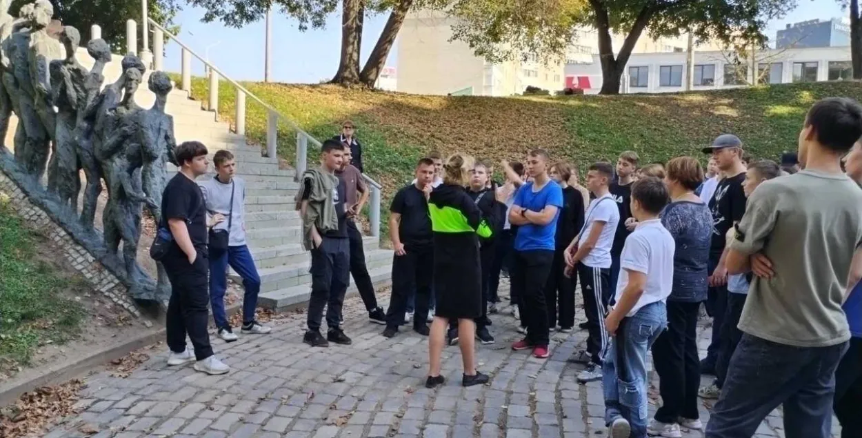 Экскурсія, ілюстрацыйнае фота

