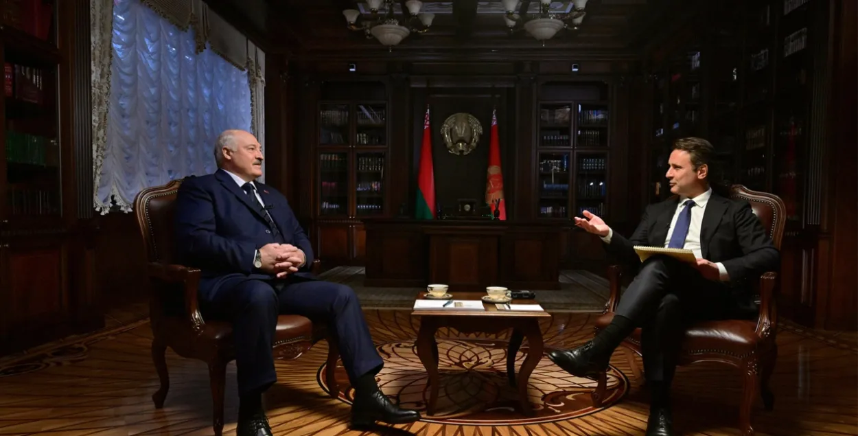 Александр Лукашенко и Саймон Шустер
