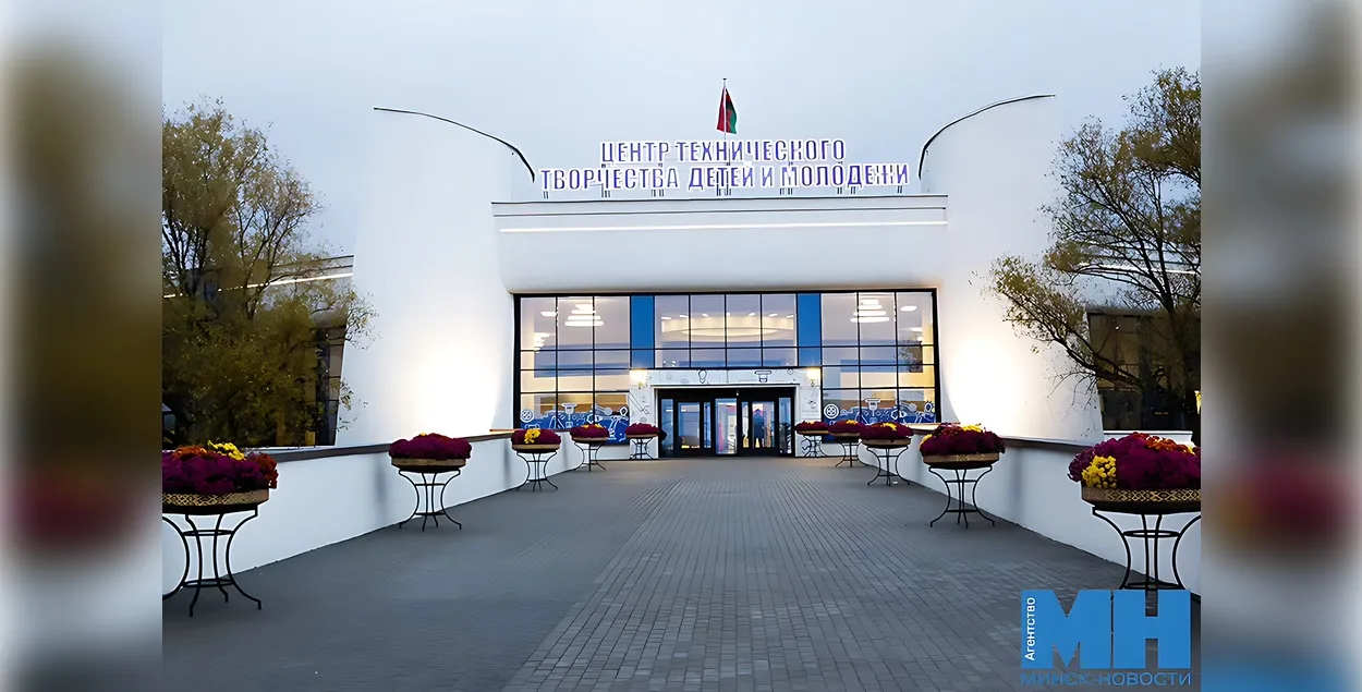 Там учат, в том числе и базовым навыкам управления БПЛА
