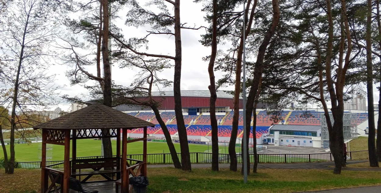 На дорогах слабый гололёд
