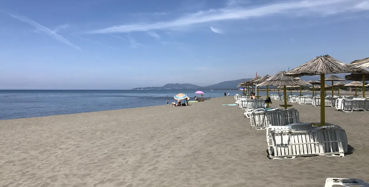 Пляж у Чарнагорыі, ілюстрацыйнае фота
