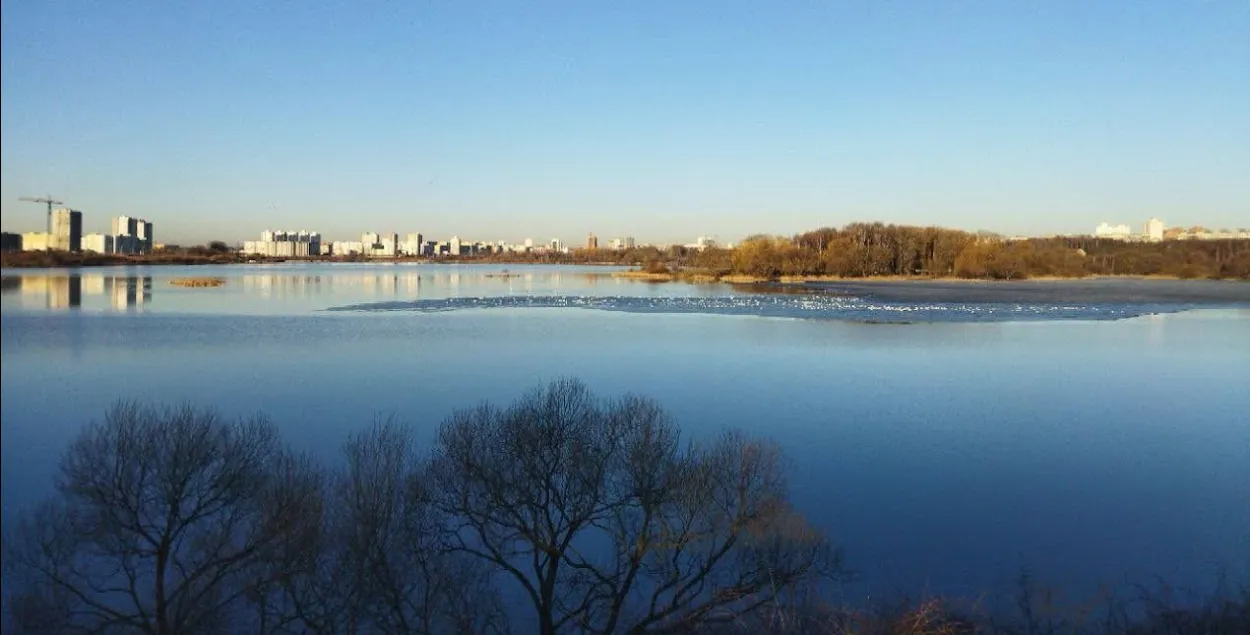 Весна
