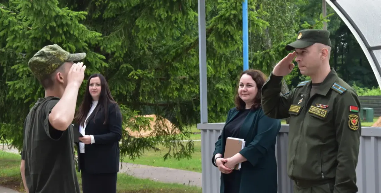 Военно-патриотический лагерь / иллюстрационное фото
