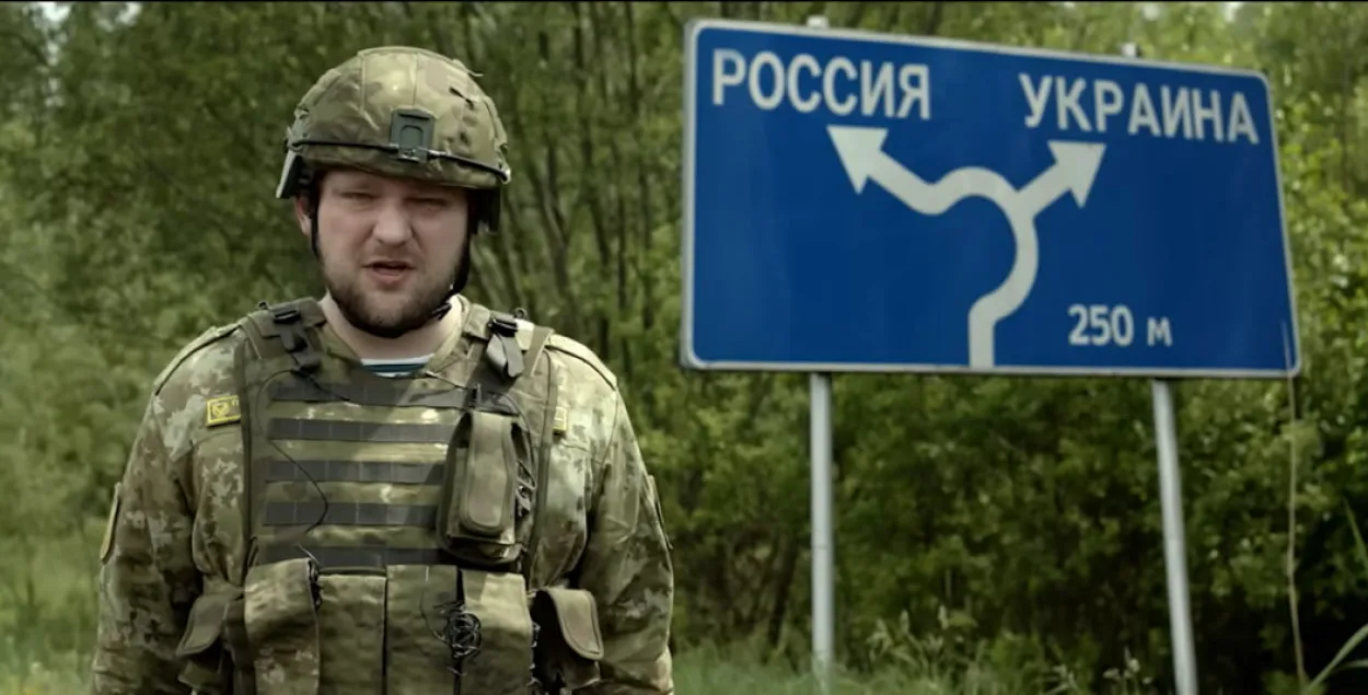 Прапагандыст Рыгор Азаранак у знятым ім фільме "Душа абаронцы"

