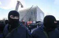 Тбилиси, 23 февраля 2020-го: полиция штурмует офис оппозиционной партии / Reuters​