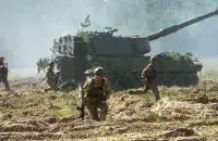 Американские самоходные гаубицы М109А3 уже на фронте / facebook.com/CinCAFU​