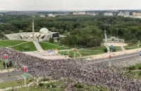 Возле стелы в августе 2020-го / Еврорадио, архивное фото