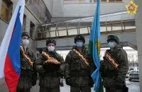 Расійскія дэсантнікі на вакзале ў Мінску / Мінабароны