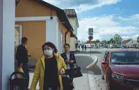 Жители Ивья во время пандемии коронавируса, май 2020 года&nbsp;/ Еврорадио