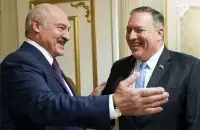 Александр Лукашенко и Майк Помпео в феврале 2020 года
