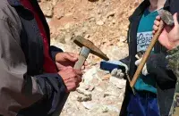 Геологи, иллюстративное фото
