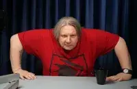 Уладзіслаў “Lesley Knife” Наважылаў
