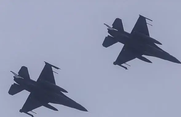 Истребители F-16 / Reuters
