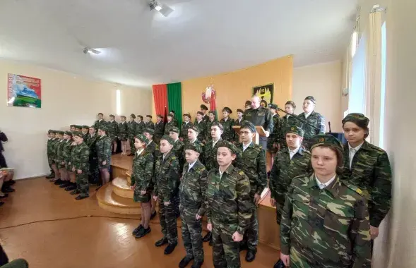 "Патрыятычны клас" школы ў Старых Дарогах / school3.starye-dorogi.by
