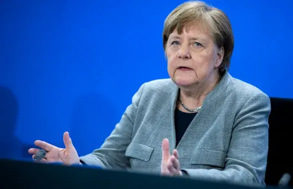 Ангела Меркель озвучивает концепцию, 15 апреля / Reuters​