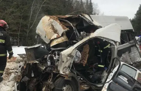 Аварыя з маршруткай пад Смалявічамі / t.me/pressmvd
