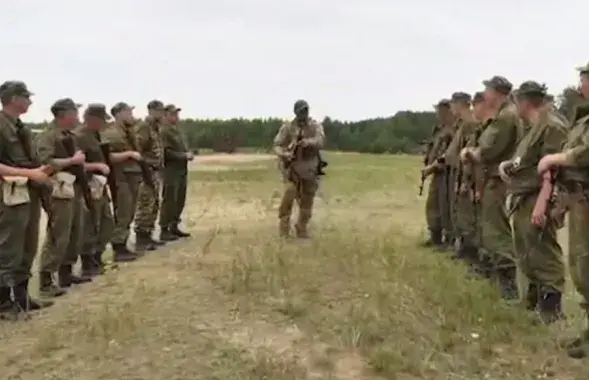 Мінабароны РБ не саромеецца супрацоўніцтва з наймітамі / Кадр з відэа ВаенТБ

