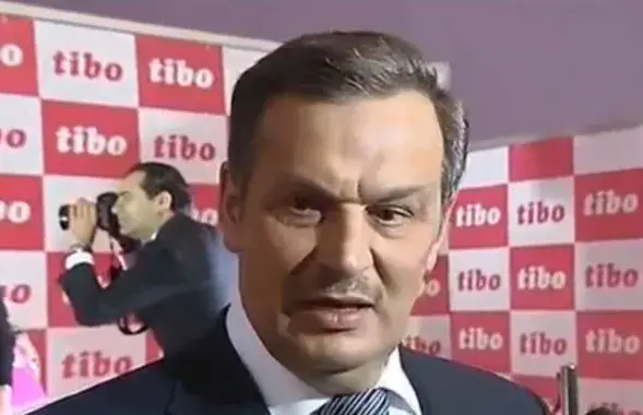 Анатолий Калинин на выставке Tibo​