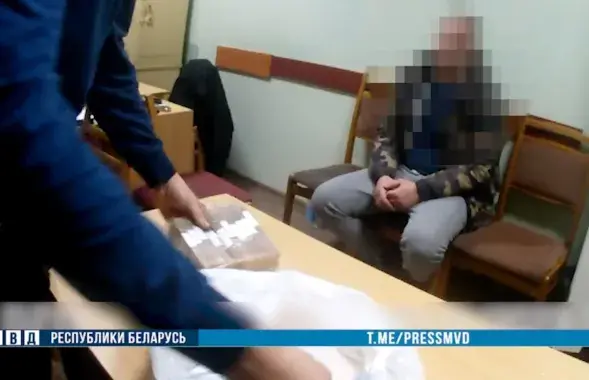 Топ-менеджара завода затрымалі падчас атрымання хабару / @pressmvd
