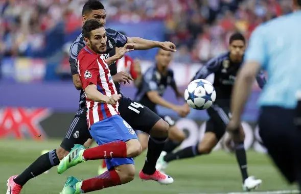 "Атлетико" победил, но дальше идет "Реал". Фото: twitter.com/Atleti
