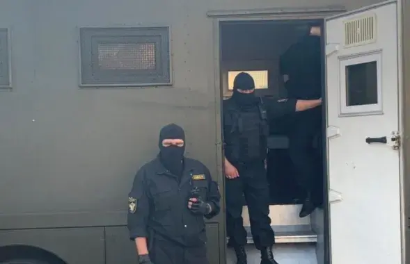 У Беларусі ўлады "зачысцілі" незалежныя прафсаюзы, і рэпрэсіі не спыняюцца / Еўрарадыё
