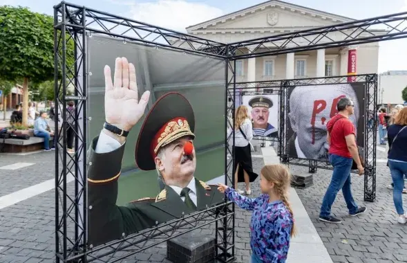 Пакуль Аляксандр Лукашэнка маўчыць, ідзе абмеркаванне, што будзе пасля яго смерці / Ілюстрацыйнае фота delfi.lt
