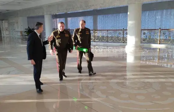 Міністр абароны Віктар Хрэнін і начальнік Генштаба Узброеных Сіл Аляксандр Вальфовіч / @pul_1​