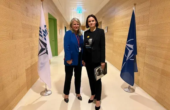 Жоэль Гаррио-Мелам и Светлана Тихановская /&nbsp;twitter.com/Tsihanouskaya
