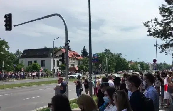 "Ланцуг салідарнасці" ў Варшаве / Скрыншот