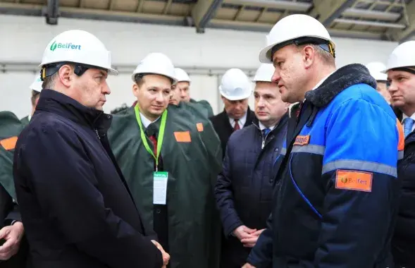 Роман Головченко (слева): есть ли жизнь во время санкций? / Иллюстративное фото sb.by
