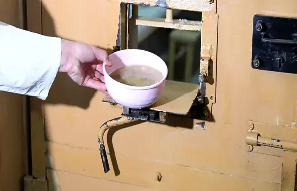 Food rations in the Žodzina prison No 8. Photo: TUT.by