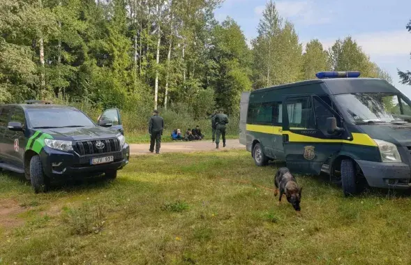 Мігранты, затрыманыя на мяжы Латвіі і Беларусі